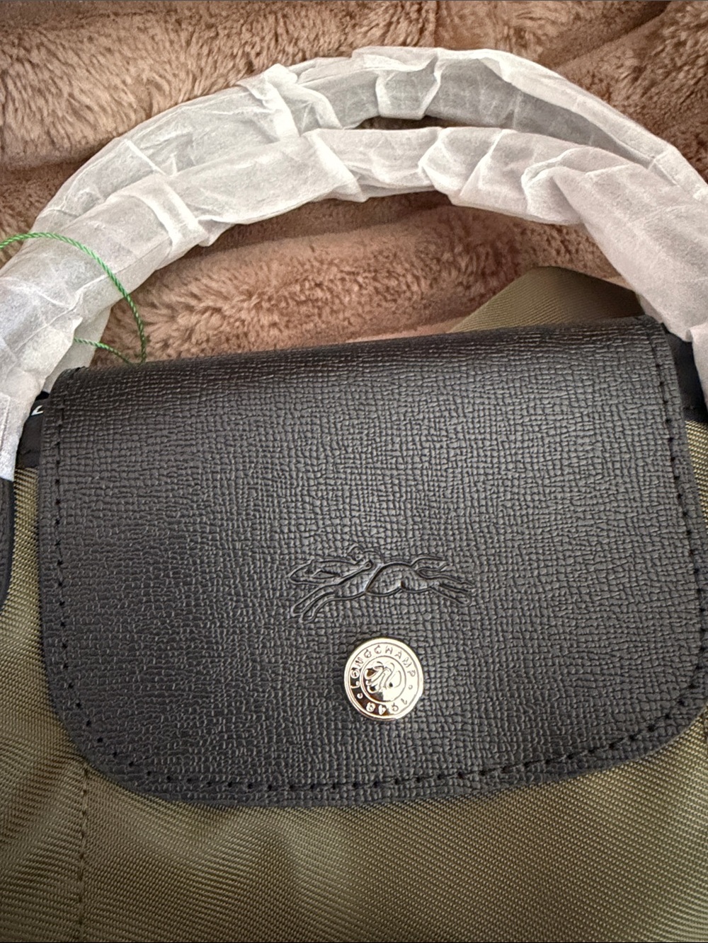 Longchamp Olive Green Nylon Tote Crossbody - Picture 9 of 13